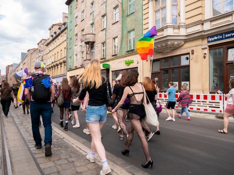 Festival outfits 2026: dit zijn de looks die je overal gaat zien