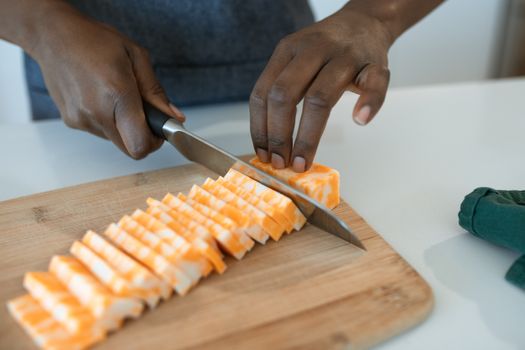 Gezinsvriendelijke makkelijke kook recepten met pasta, soep en airfryer appeltaart op tafel in Oudgouda